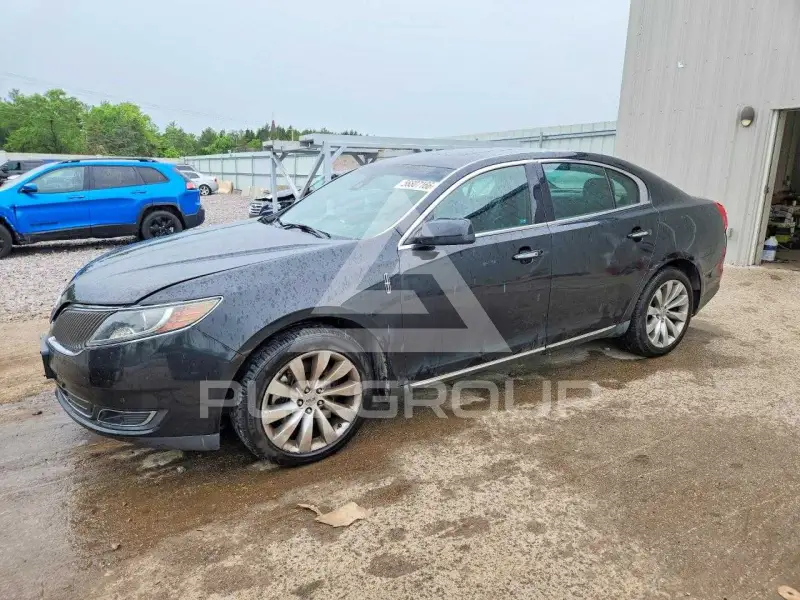 2013 Lincoln MKS photo