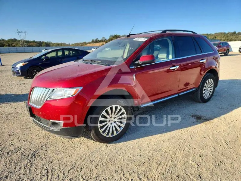 2013 Lincoln MKX photo
