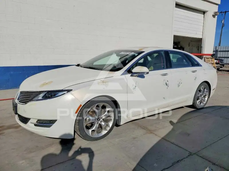 2013 Lincoln MKZ photo