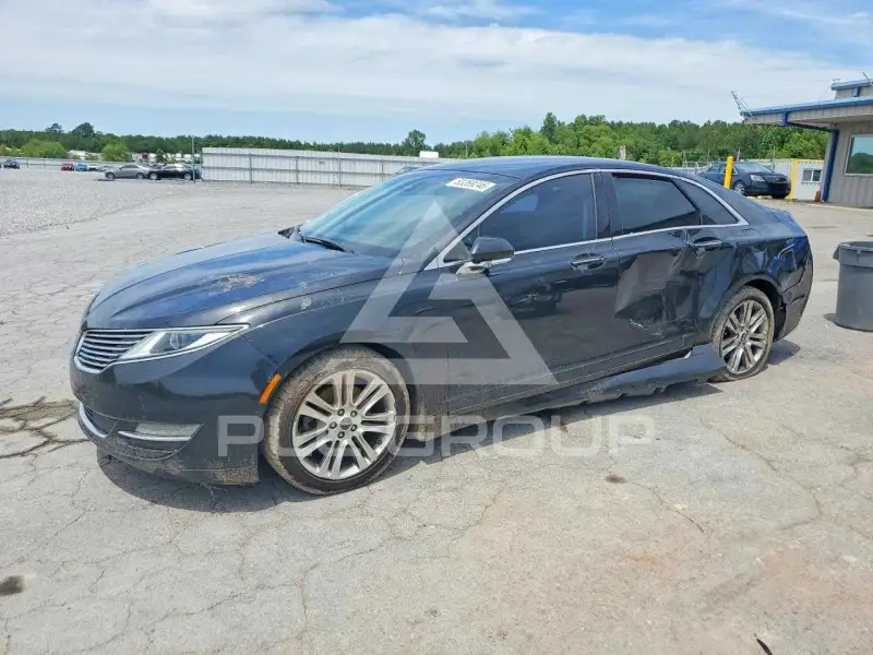 2013 Lincoln MKZ photo