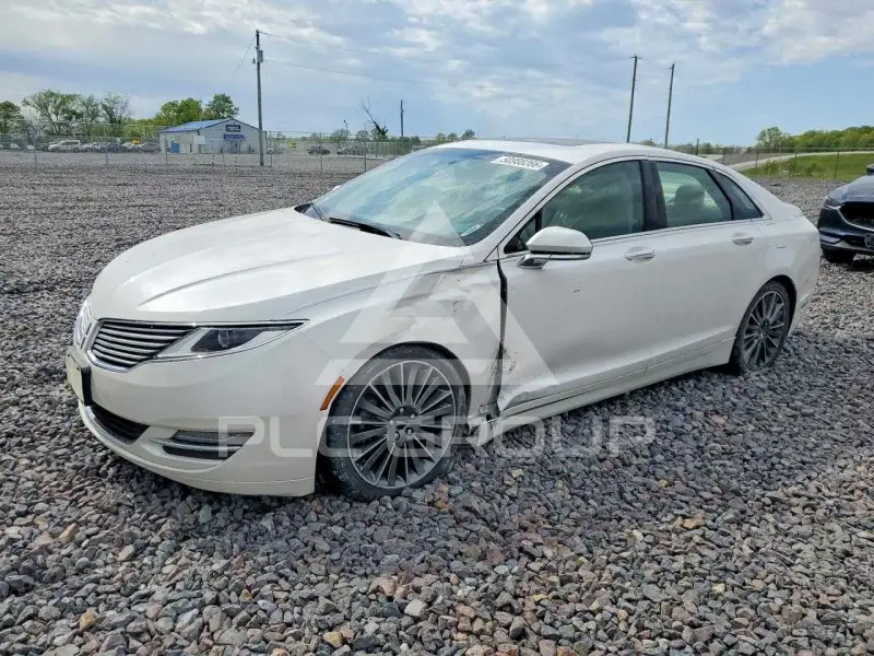 2013 Lincoln MKZ photo