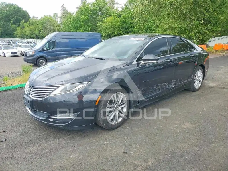 2013 Lincoln MKZ photo