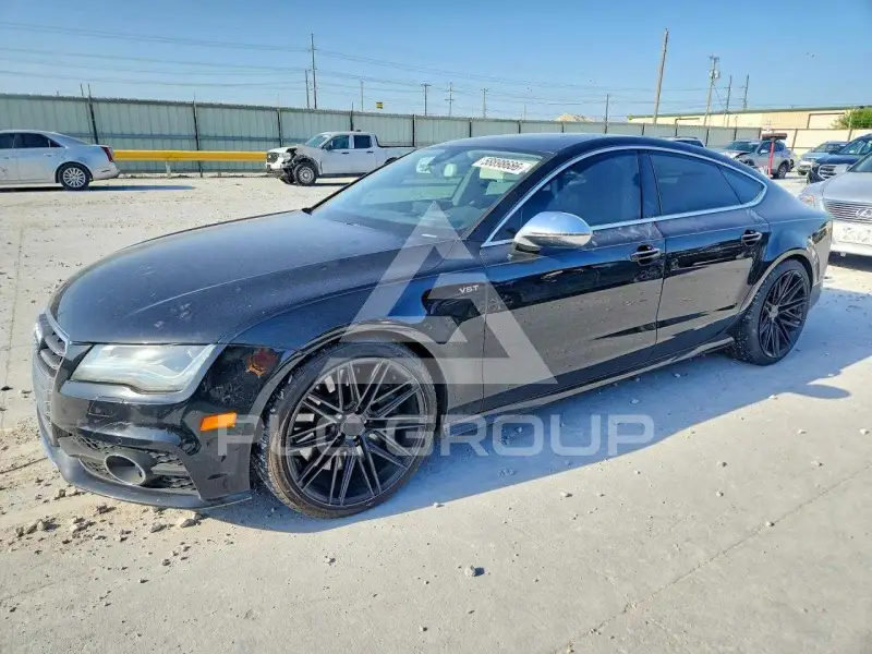 2013 Audi S7 photo