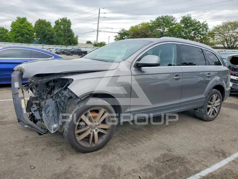 2013 Audi Q7 фото