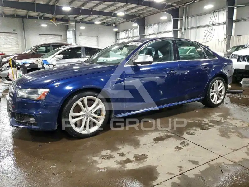 2013 Audi S4 фото