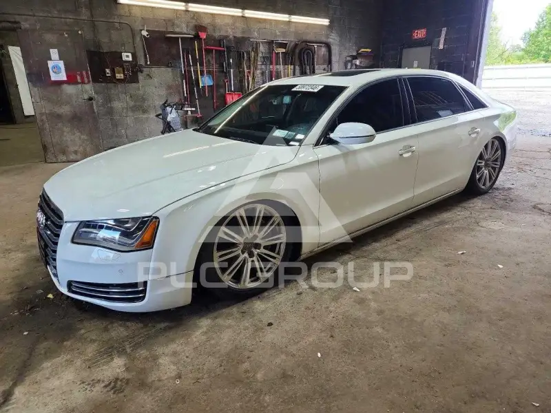 2013 Audi A8 фото