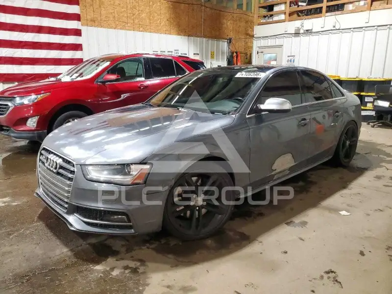2013 Audi S4 photo
