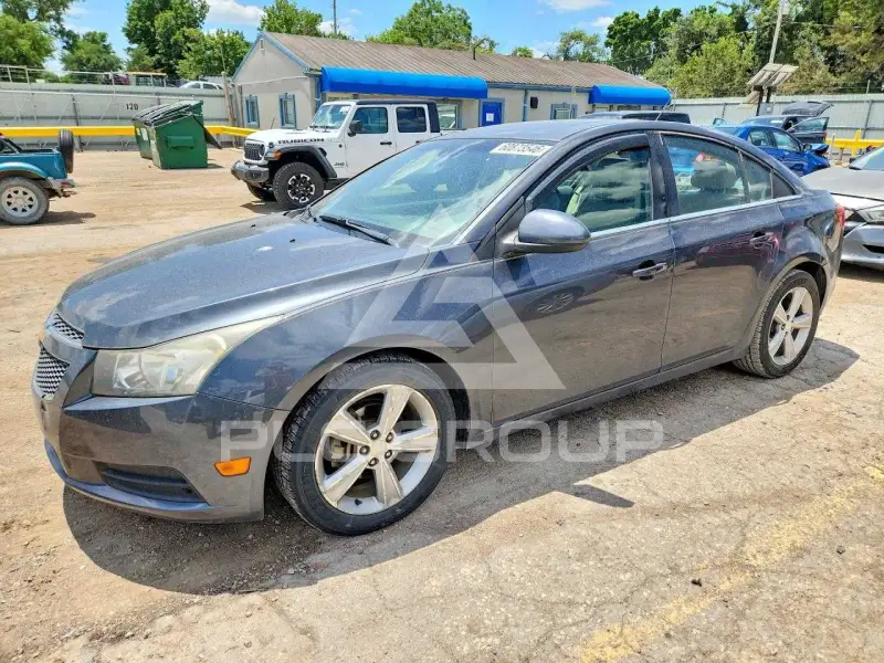 2013 Chevrolet Cruze фото