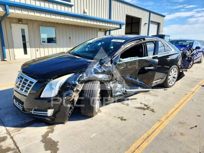 2013 Cadillac XTS photo