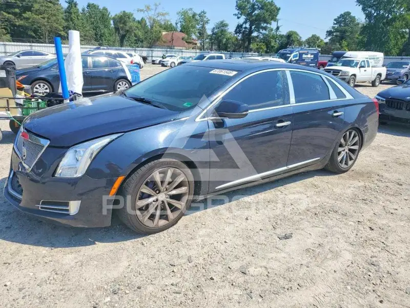 2013 Cadillac XTS photo