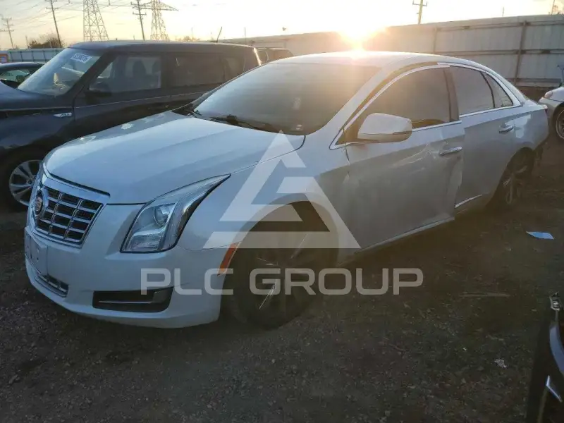 2013 Cadillac XTS photo