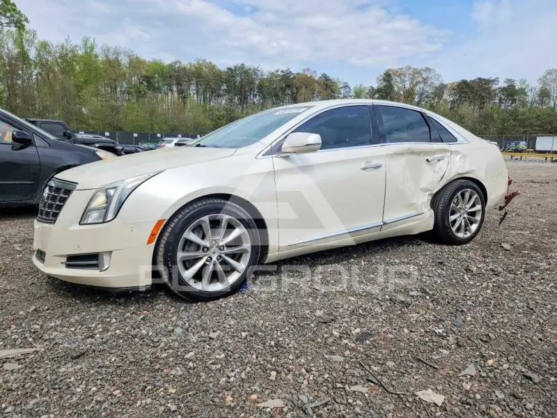 2013 Cadillac XTS photo