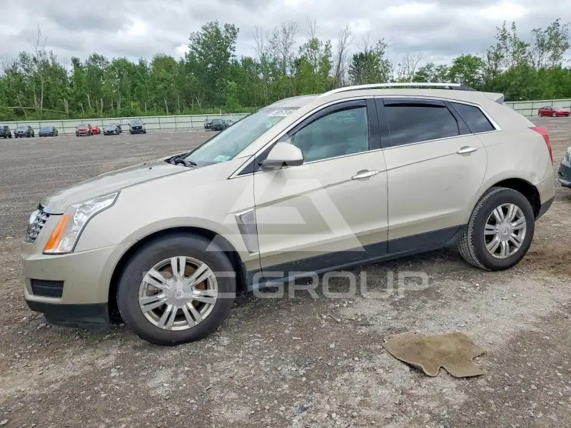 2013 Cadillac SRX photo