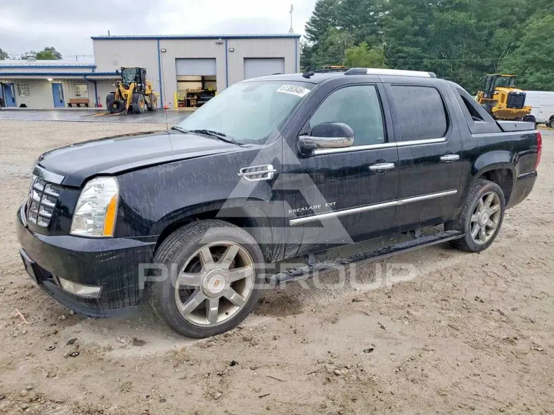 2013 Cadillac ESCALADE фото