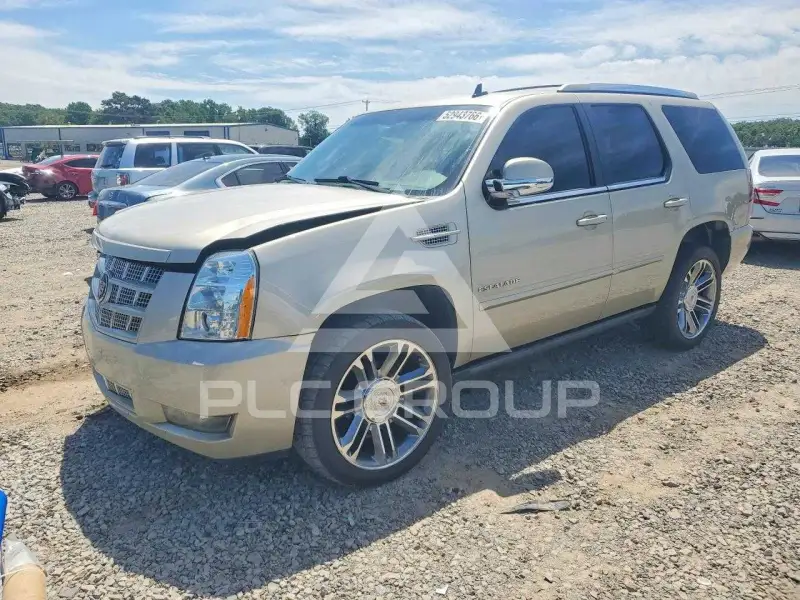 2013 Cadillac ESCALADE photo