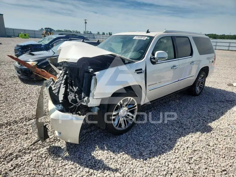 2013 Cadillac ESCALADE photo
