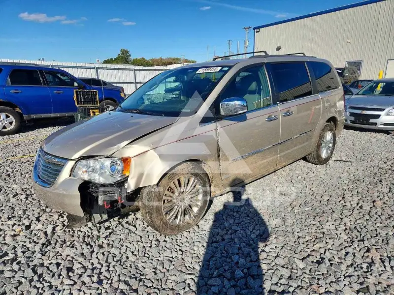2013 Chrysler Pacifica photo