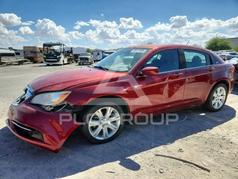 2013 Chrysler 200 photo