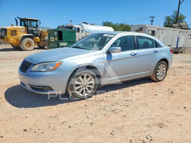 2013 Chrysler 200 фото
