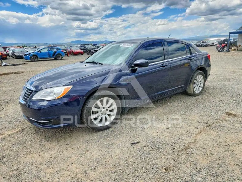 2013 Chrysler 200 фото