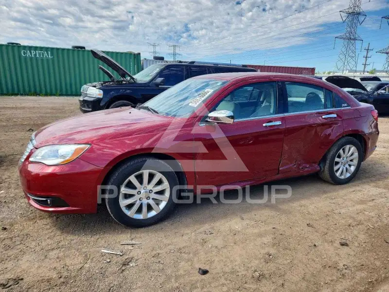 2013 Chrysler 200 фото