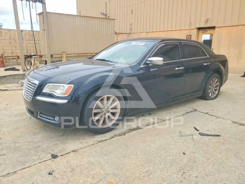 2013 Chrysler 300 photo