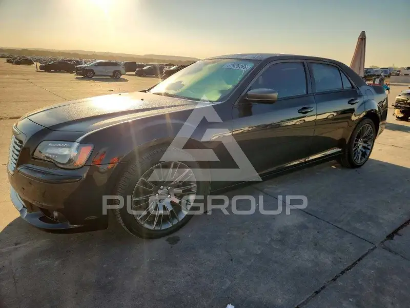 2013 Chrysler 300 фото