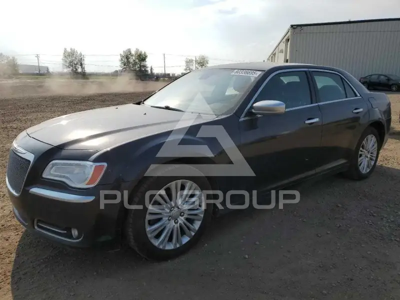 2013 Chrysler 300 фото