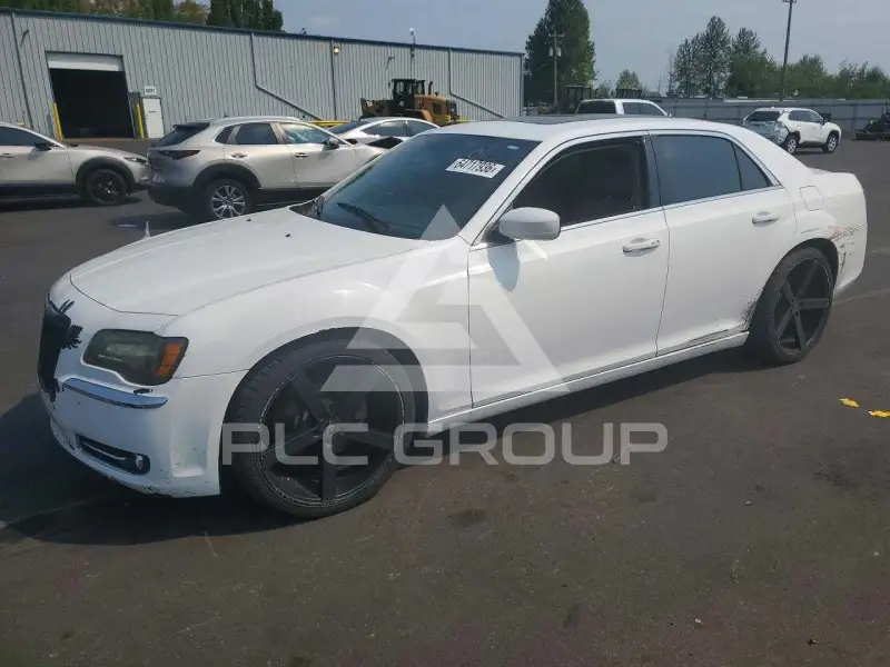 2013 Chrysler 300 фото