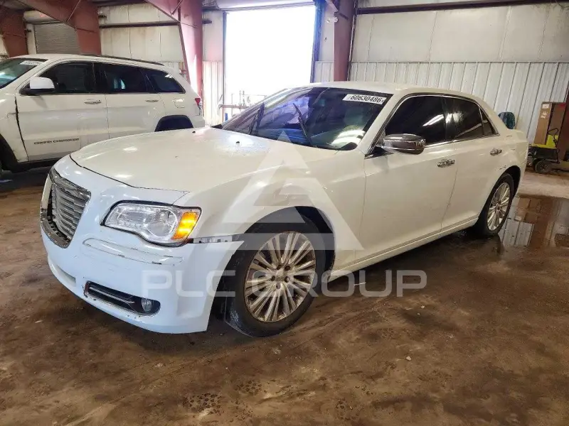 2013 Chrysler 300 photo