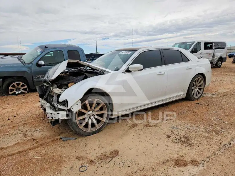 2013 Chrysler 300 фото
