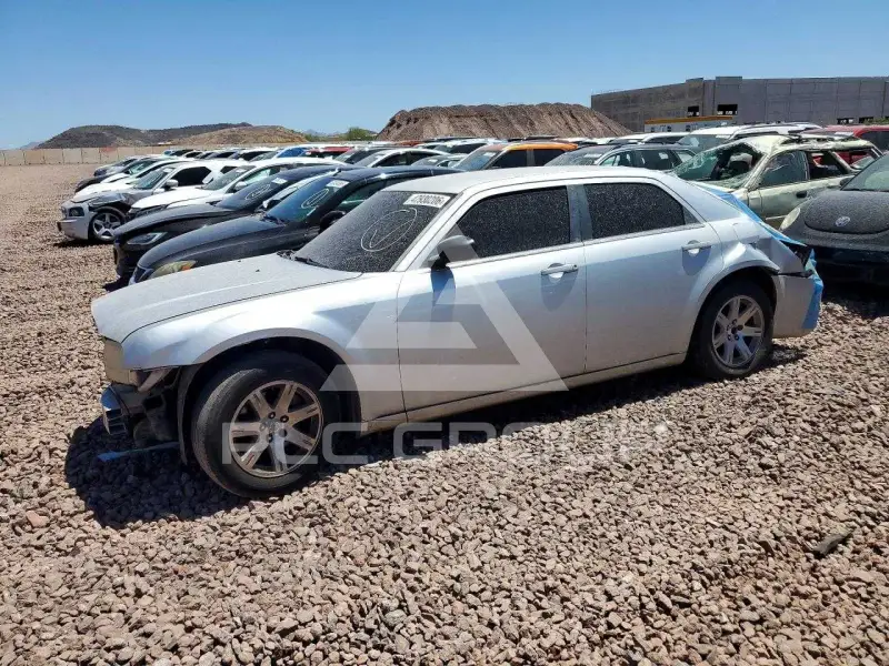 2013 Chrysler 300 photo