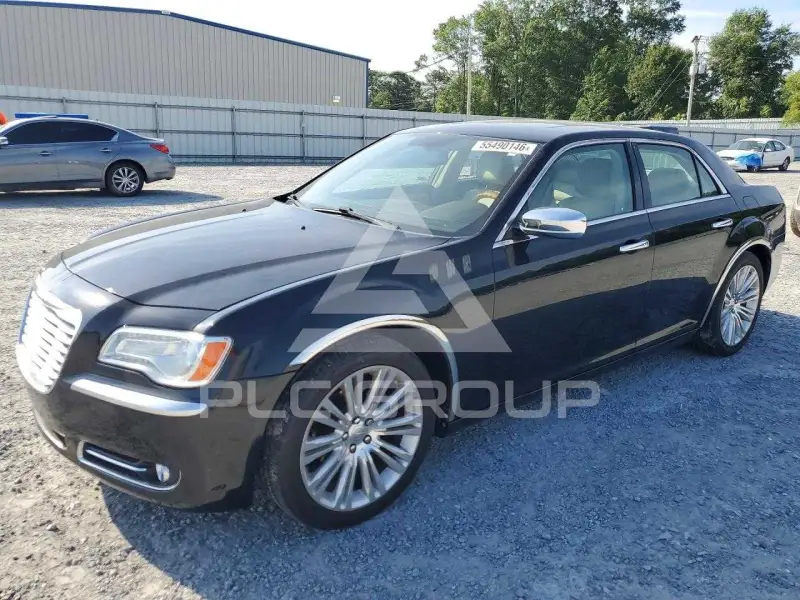 2013 Chrysler 300 фото