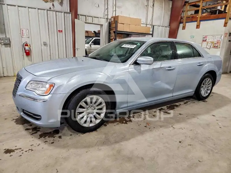 2013 Chrysler 300 фото