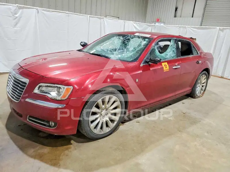 2013 Chrysler 300 фото