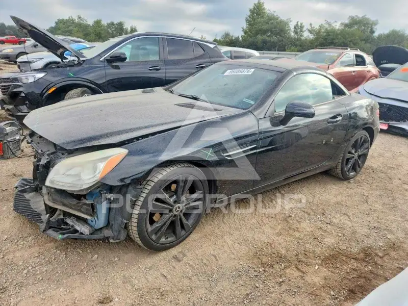 2013 Mercedes Benz SLK-Class фото
