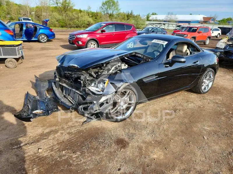 2013 Mercedes Benz SLK-Class фото