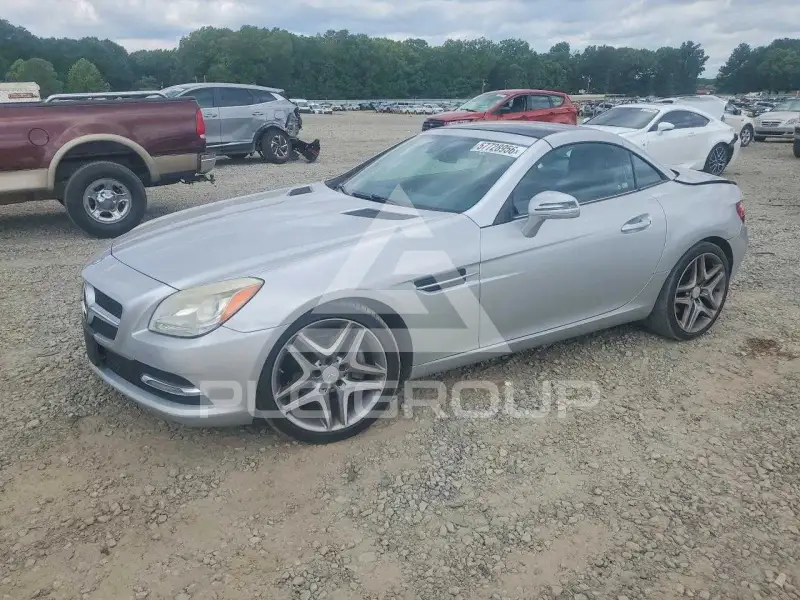 2013 Mercedes Benz SLK-Class фото
