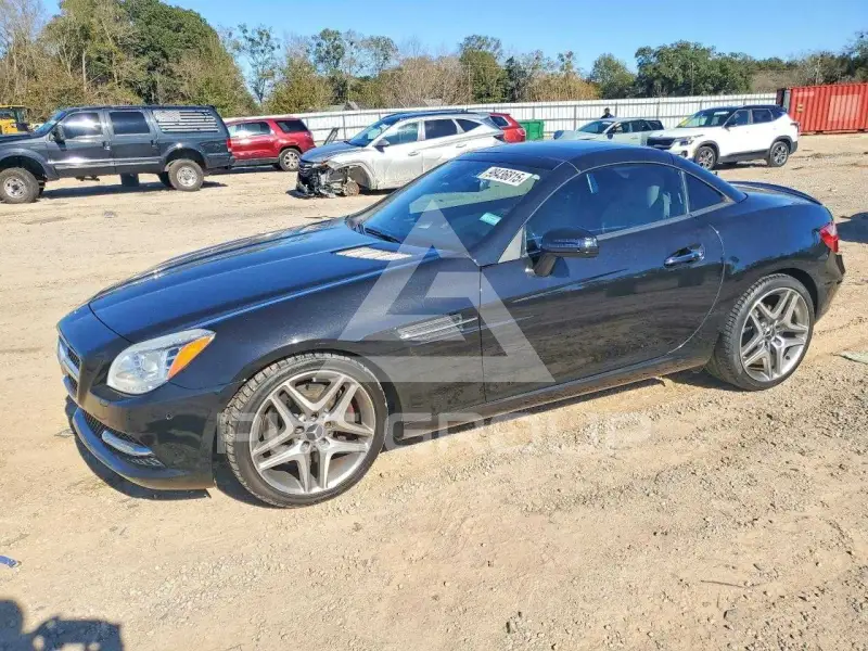 2013 Mercedes Benz SLK-Class фото