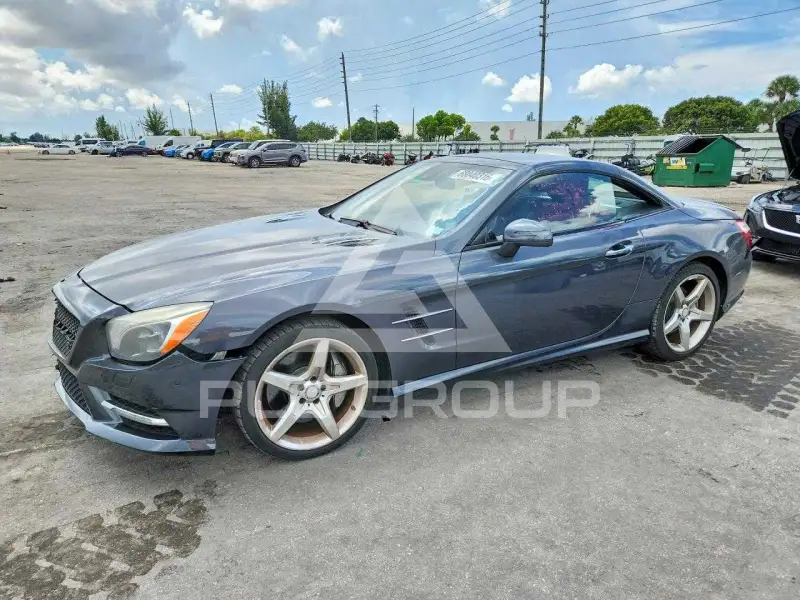 2013 Mercedes Benz SL-Class фото