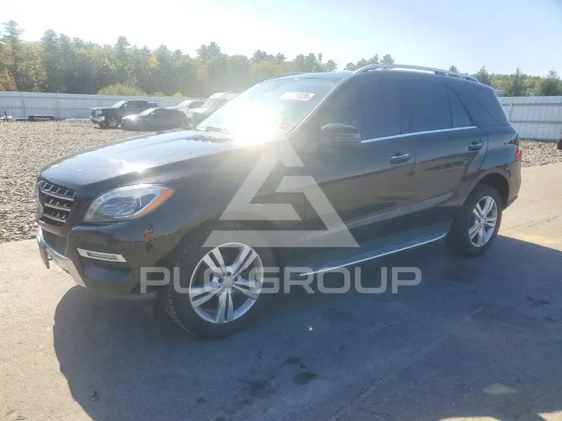 2013 Mercedes Benz ML-Class фото