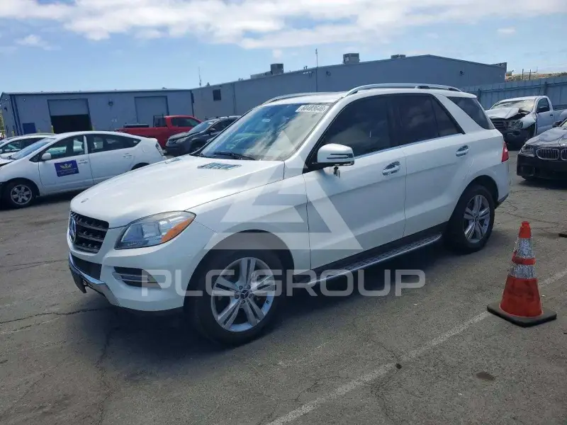 2013 Mercedes Benz ML-Class фото