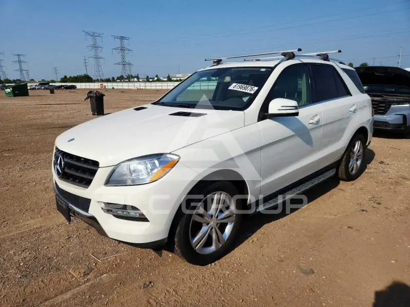 2013 Mercedes Benz ML-Class photo