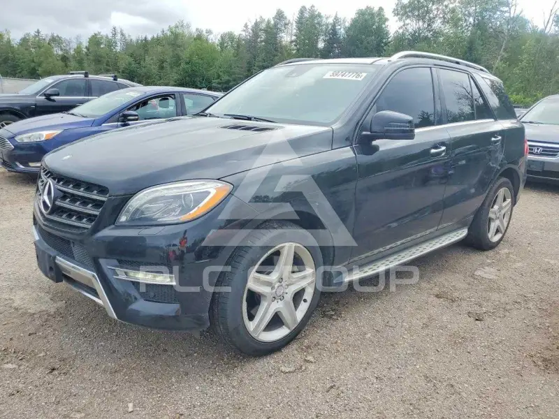2013 Mercedes Benz ML-Class фото