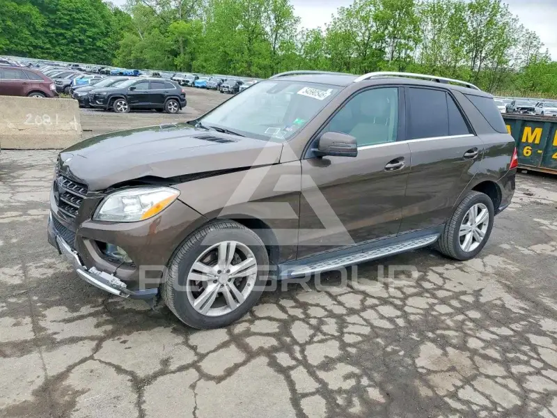2013 Mercedes Benz ML-Class фото
