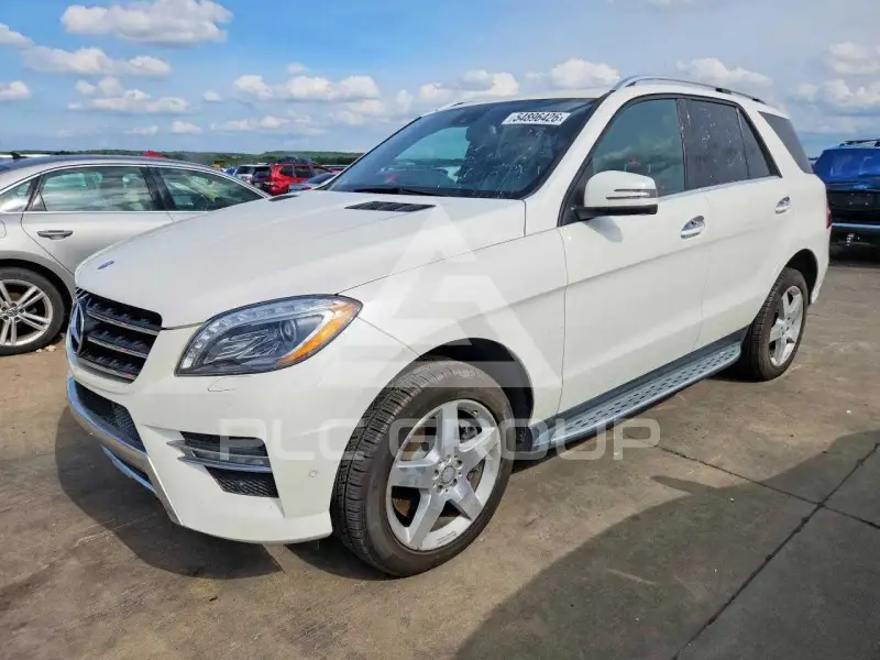 2013 Mercedes Benz ML-Class photo
