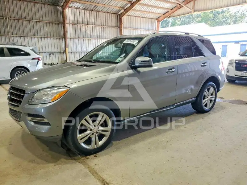 2013 Mercedes Benz ML-Class фото