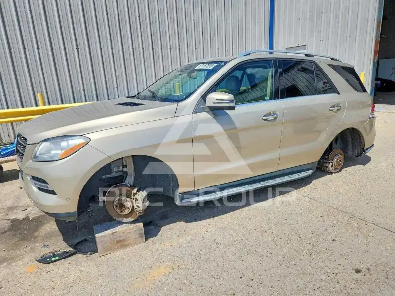 2013 Mercedes Benz ML-Class фото