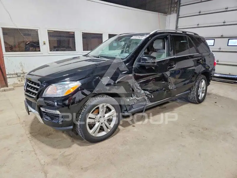 2013 Mercedes Benz ML-Class photo