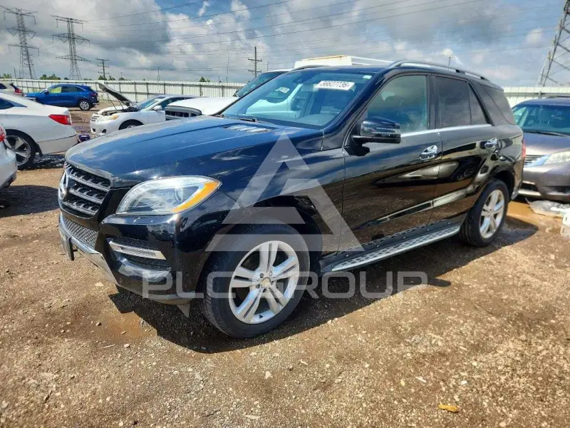 2013 Mercedes Benz ML-Class photo